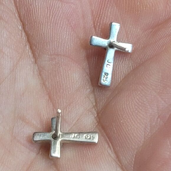 925 Sterling Silver Cross Stud Earrings - Picture 3 of 7